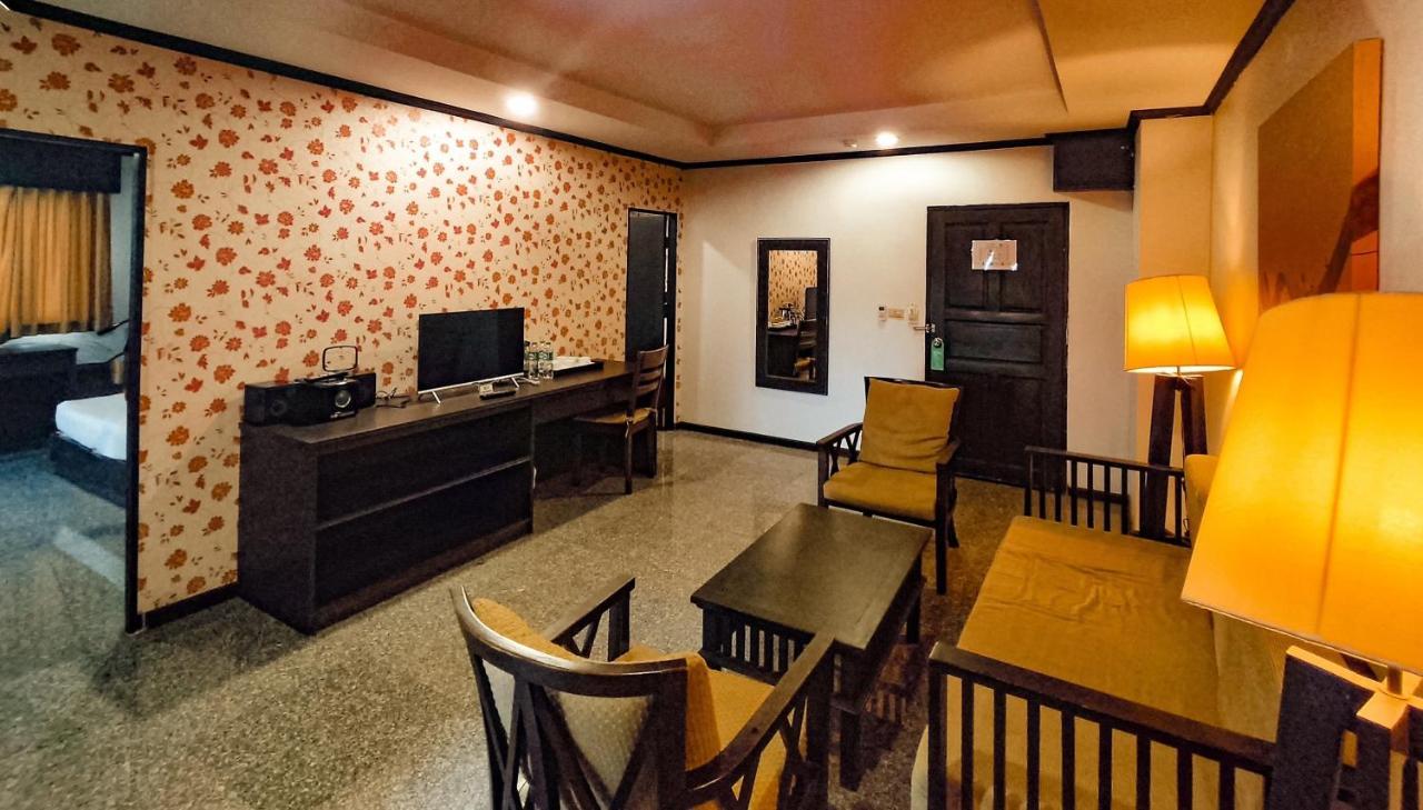 Royal Panerai Hotel Chiangmai Chiang Mai Luaran gambar