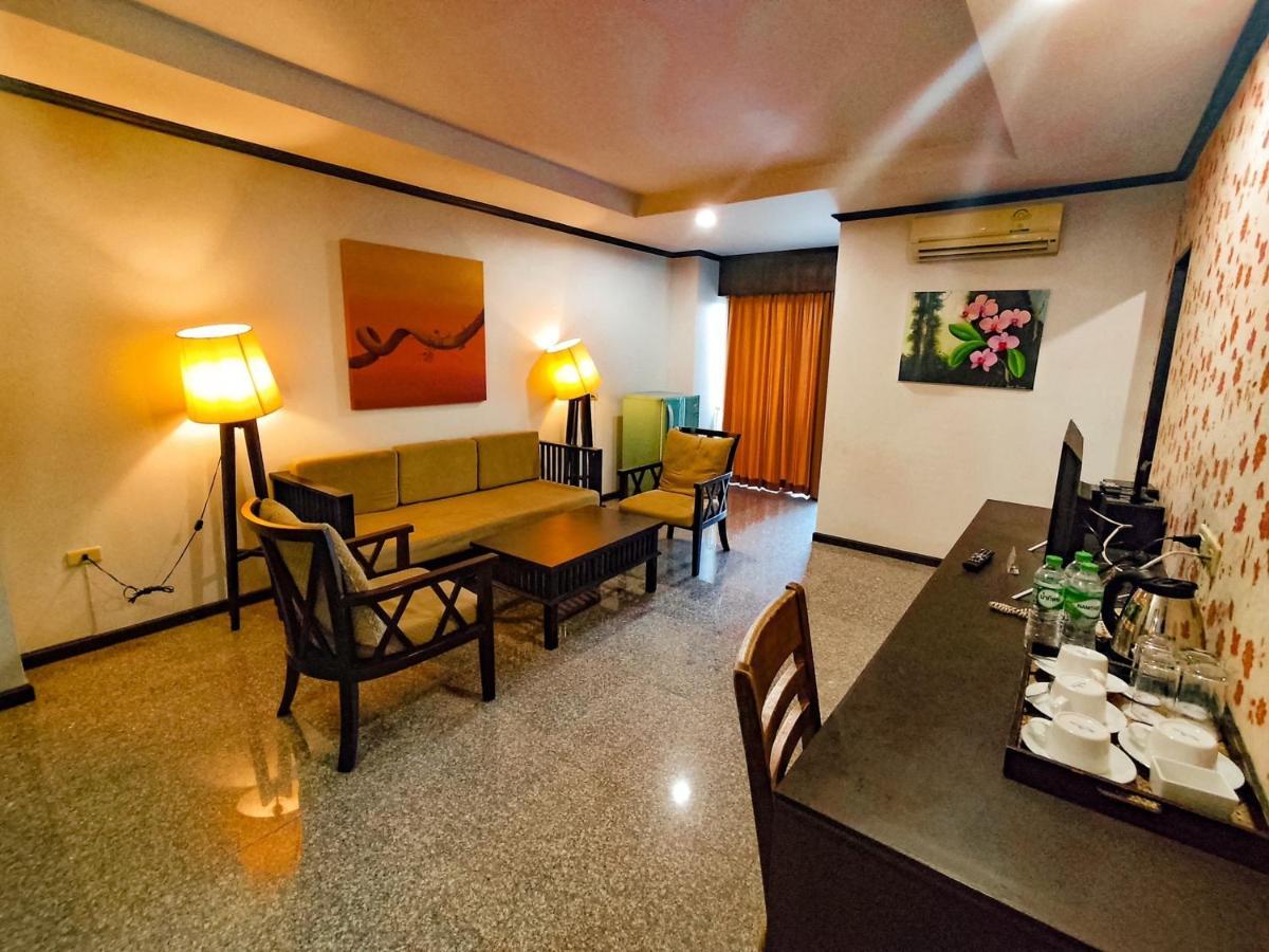 Royal Panerai Hotel Chiangmai Chiang Mai Luaran gambar