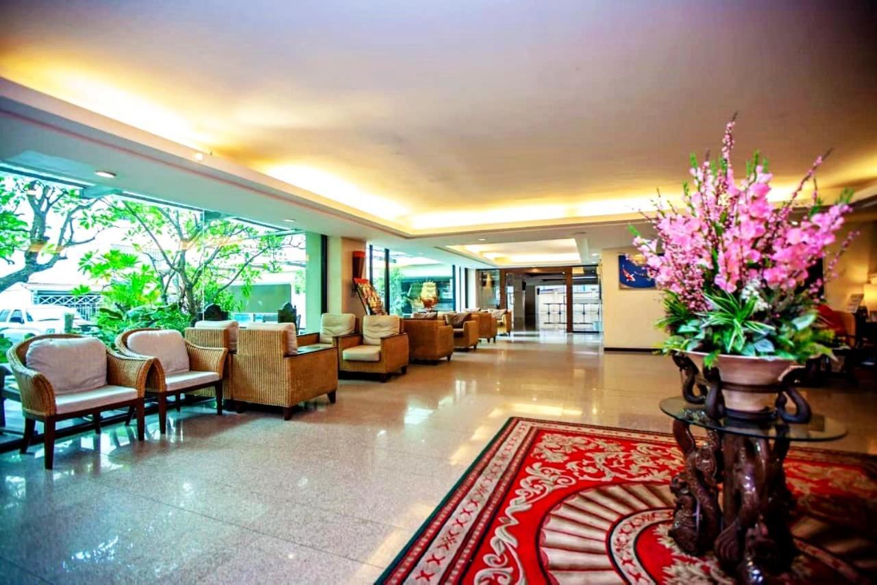 Royal Panerai Hotel Chiangmai Chiang Mai Luaran gambar