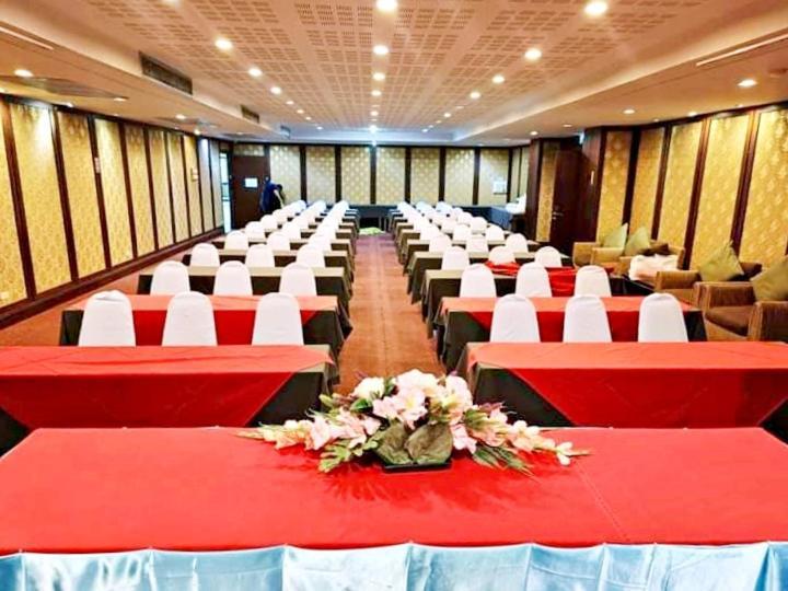 Royal Panerai Hotel Chiangmai Chiang Mai Luaran gambar