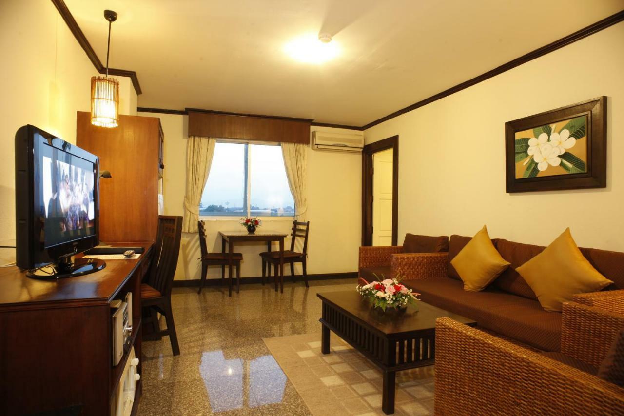Royal Panerai Hotel Chiangmai Chiang Mai Luaran gambar